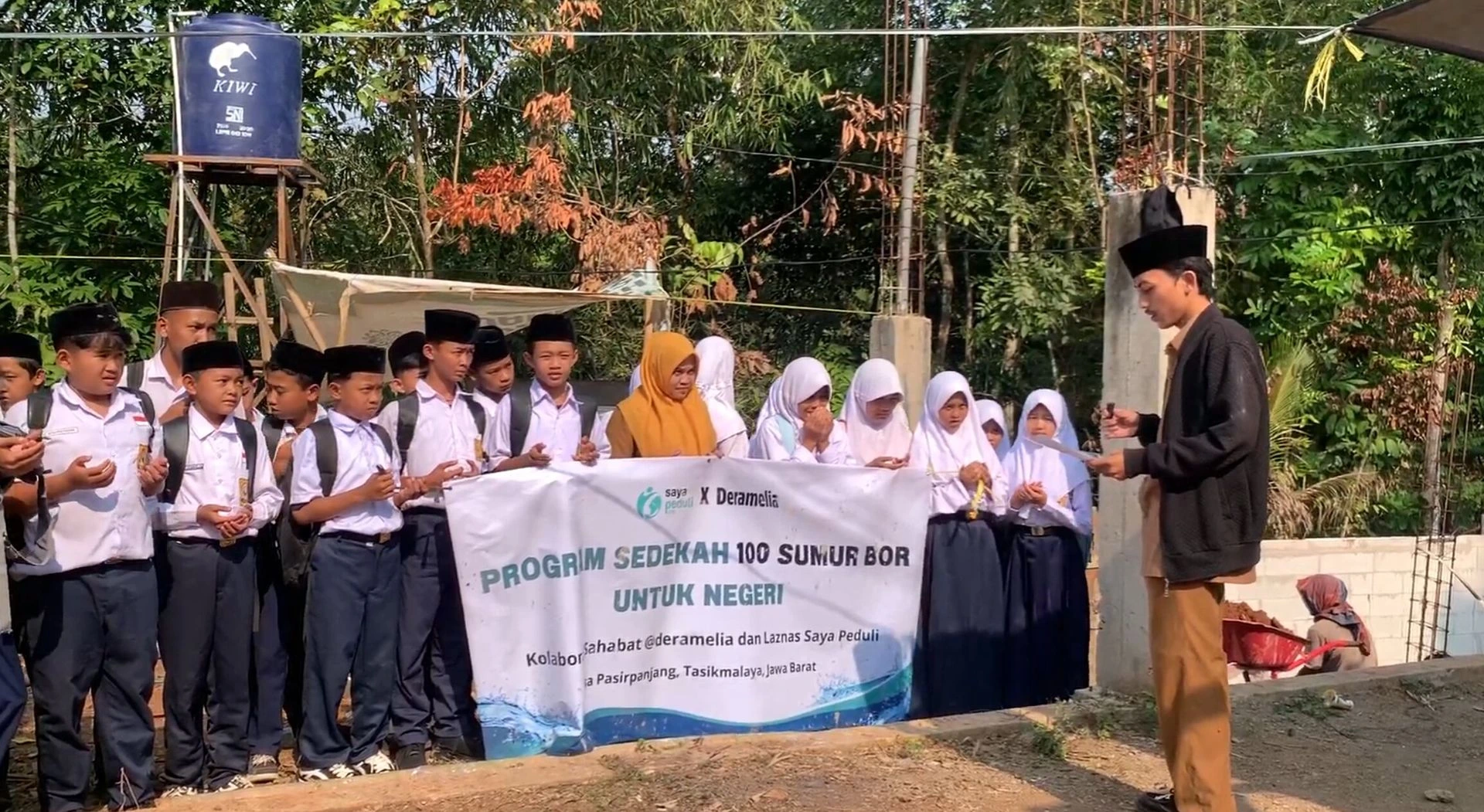 Pembangunan Sumur Bor di Musholla Wadil Barokah, Tasikmalaya, Telah Selesai