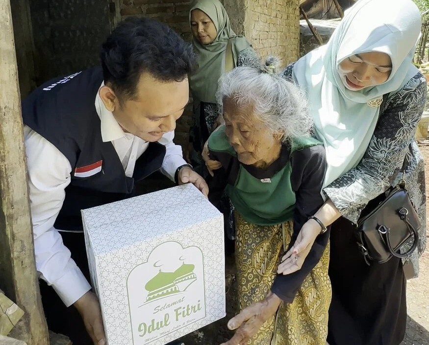 Kado Lebaran Lansia 2026: Menghadirkan Kebahagiaan untuk Para Orang Tua Kita