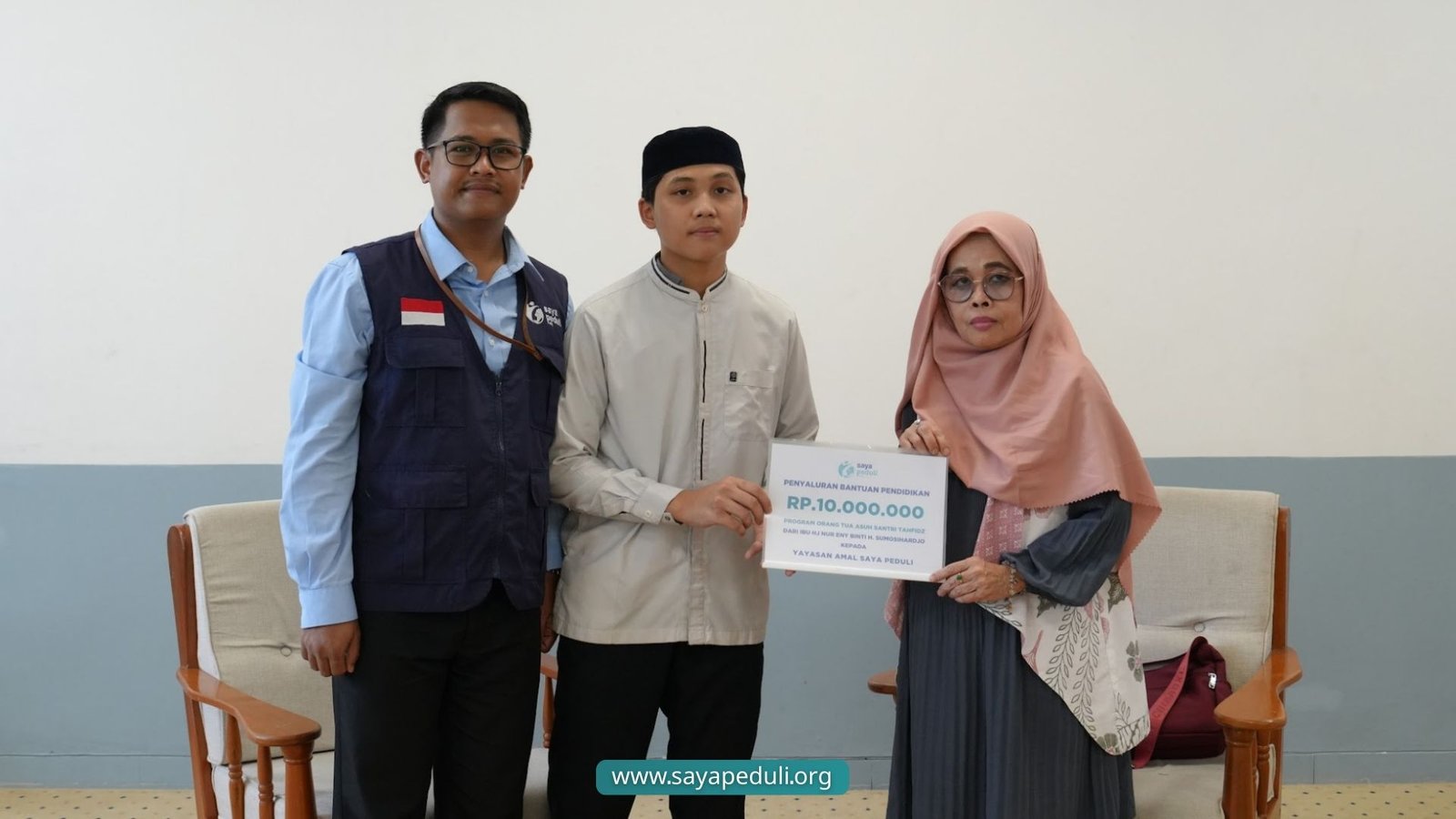 Yayasan Amal Saya Peduli Salurkan Bantuan Pendidikan Rp10 Juta untuk Santri Tahfidz
